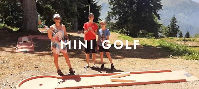 Le Nid Mansarde アパート