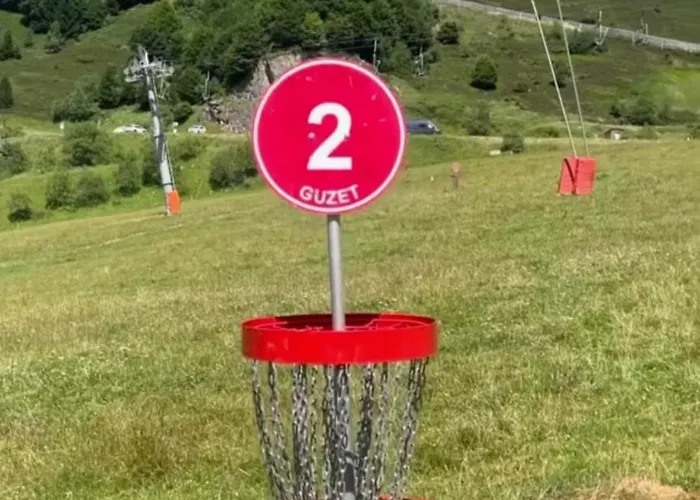 Le Nid Mansarde アパート *