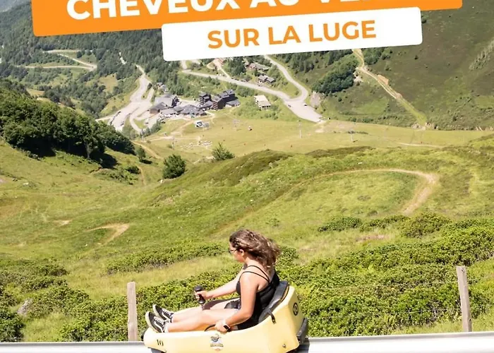 Le Nid Mansarde アパート